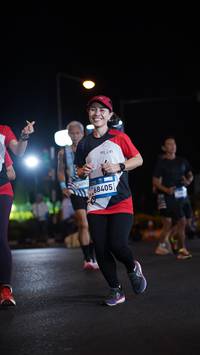 BIB: 1243, 68405
                            <button type="button" onclick="openModal(23121494)" class="btn btn-primary btn-sm float-right btn-popup" data-toggle="modal" data-target=".modal-high-quality">
                        <i class="fas fa-shopping-cart"></i> Add to Cart
                    </button>
                                            <button type="button" onclick="isThisMe(23121494, true)" class="btn btn-success btn-sm float-right btn-popup btn-isme hidden" data-toggle="tooltip" data-placement="bottom" title="นี่คือรูปของคุณใช่ไหม คลิกที่นี่เพื่อเอาเข้าอัลบั้ม">
                        <i class="fas fa-plus"></i> Add to album
                    </button>
                    <button type="button" onclick="isThisMe(23121494, false)" class="btn btn-warning btn-sm float-right btn-popup btn-isnotme hidden">
                        <i class="fas fa-ban"></i> Remove from album
                    </button>